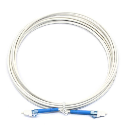 كابل الألياف البصرية الملونة المخصصة مع نوع وضع متعدد الأوضاع والكابل الأبيض