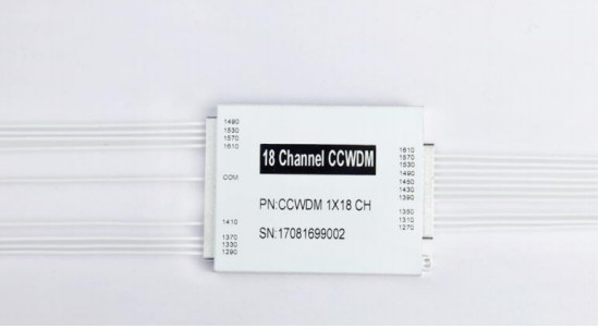 8 ch CCWDM Compact Coarse Wavelength Division Multiplexer مع ألياف G657A1 وموصول TBD