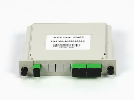 1x4 FTTX Gpon Fiber Casette نوع LGX PLC Splitter مع Sc / APC Connector موثوقية عالية واستقرار