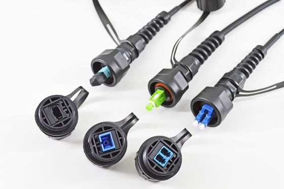 كابل تقسيم الألياف الضوئية المقاوم للماء ODVA MPO MTP ذكر أنثى إلى LC SC FC ST SM MM OM3 OM4 OM5 / سلك توصيل الألياف الضوئية / كابل توصيل الألياف الضوئية / كابل توصيل الألياف الضوئية / كابل مروحة الألياف الضوئية