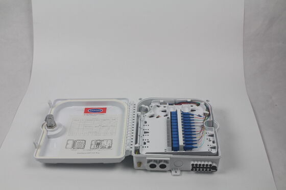 صندوق إنهاء الألياف الضوئية FTTH سهل الصيانة مع حماية IP65 وخسارة إدخال تبلغ 0.2 ديسيبل