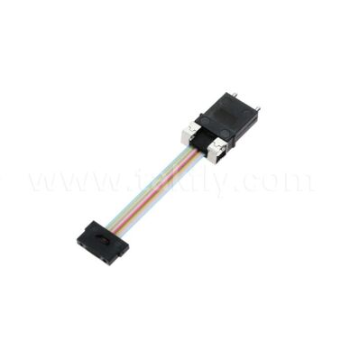 MT-Mini MT Fiber Optic Jumper. حل ضيق عالي الأداء لمواد QSFP/QSFP28/100G PSM4/OSFP الموازية.