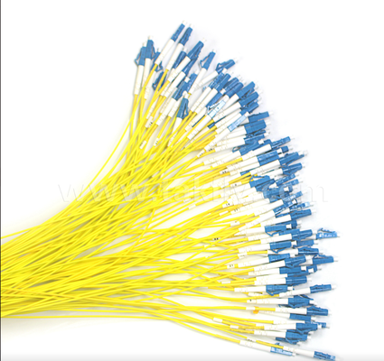 96-Core LC-LC Pre-terminated Breakout Patch Cord ️ كثافة عالية ، تكوينات إختراق مخصصة (الألياف العارية / 0.9mm / 2.0mm / 3.0mm) ، لمراكز البيانات والتطبيقات الداخلية / الخارجية