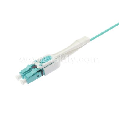 MPO/MTP Patchcord Fanout Uniboot LC متعدد الأوضاع OM3 كابل الألياف الضوئية لكابلات مركز البيانات AI Telecom