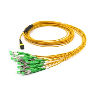 FC إلى MPO MTP G657A1 12 Fibers Mpo Breakout Cable 0.3dB انخفاض فقدان الإدراج