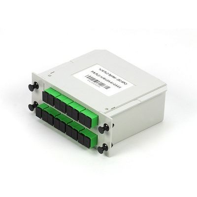 1 * 16 SC / APC SM G657A1 LGX كاسيت نوع الألياف البصرية PLC الفاصل في الشبكة