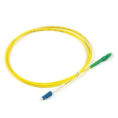 LC UPC إلى LC APC كابلات الألياف البصرية التصحيح SM Simplex G657A1 2.0 مم LSZH