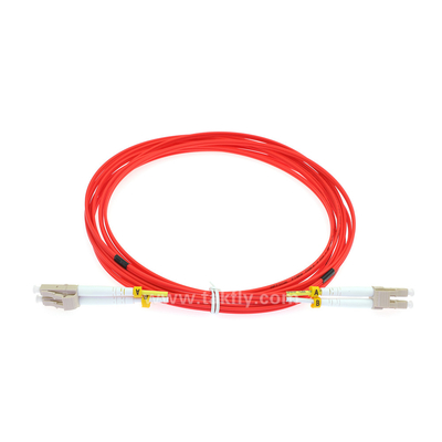 LC Duplex LSZH Fiber Patch Cord اللون الأحمر OM2 50 / 125nm