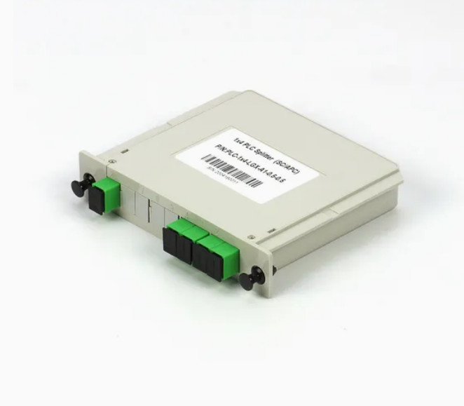 1x4 FTTX Gpon Fiber Casette نوع LGX PLC Splitter مع Sc / APC Connector موثوقية عالية واستقرار