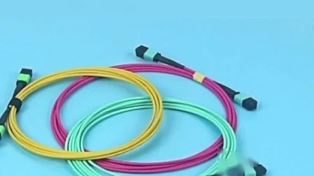 سلك توصيل ألياف ضوئية أحادي الاتجاه SC APC إلى LC UPC 9/125um OS1، فقدان 0.3 ديسيبل