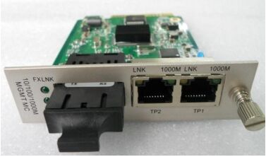 10/100 / 1000M 2-Port Base-T إلى 100 Base-X محول الوسائط المدار مبيعات المصنع مباشرة اتصال شبكة موثوق به