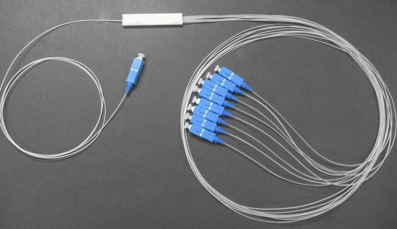 PLC Splitter Optical من 1 × 2 إلى 2 × 64 ، G.657A1 / G.652D متوافق