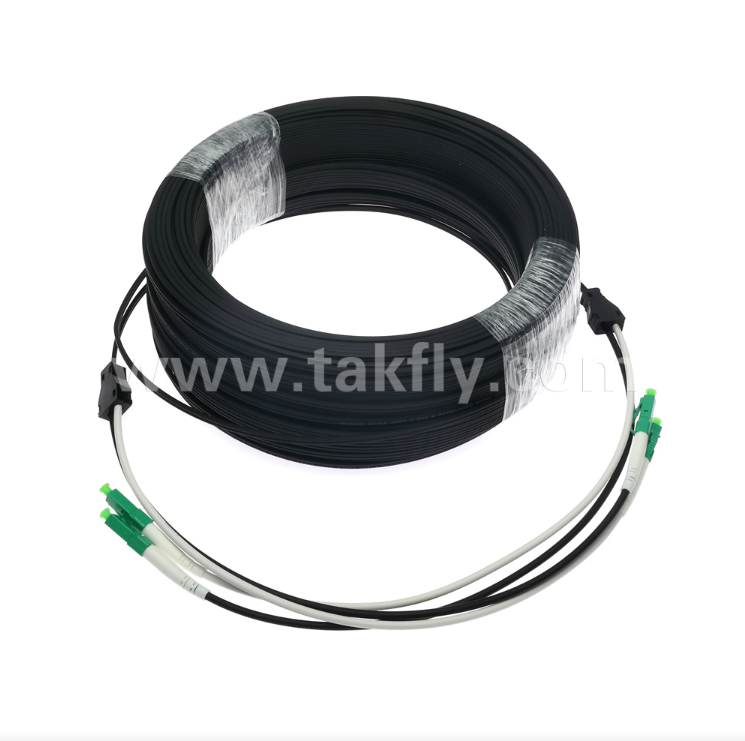 LC/APC Flat Drop Patch Cord - 2 Cor Duplex ، متصل مسبقًا ، مضاد للاهتزاز ، مقيّم في الداخل لتنفيذ FTTH السريع.