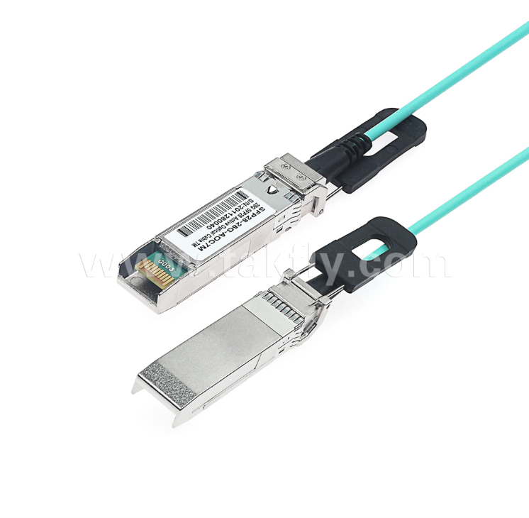 كابل بصري نشط 100G QSFP28 (AOC) – 4×25 جيجابت في الثانية، حتى 104 جيجابت في الثانية، 3-70 متر، مصفوفة VCSEL، طاقة منخفضة <3.5 واط، QSFP28 إلى QSFP28