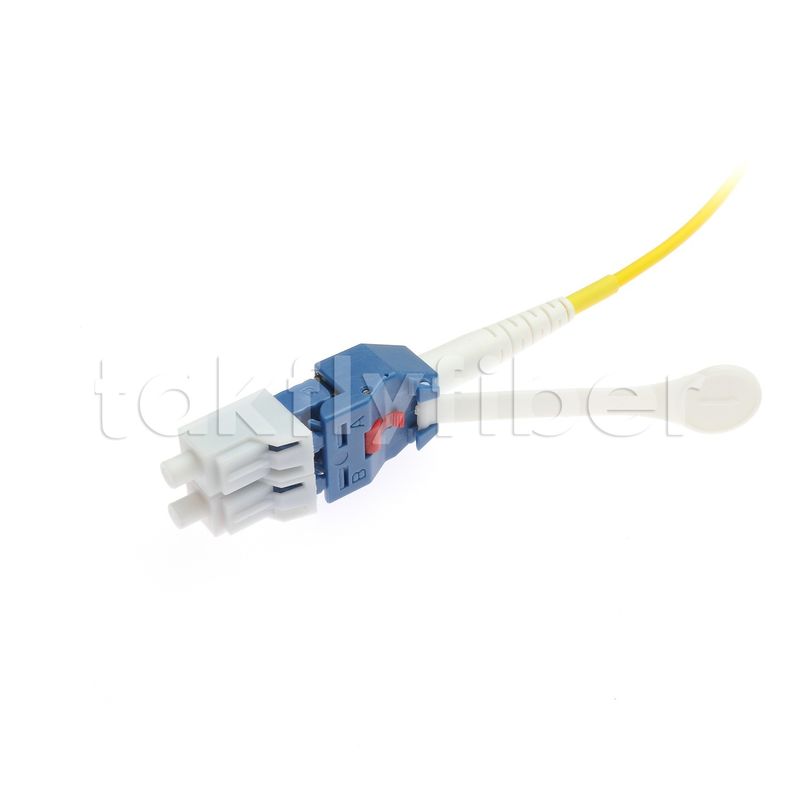 قطبية تدور 2.0mm LC PC Uniboot Duplex Fiber Optic Patch Cord مع G657A1 الألياف للشبكة